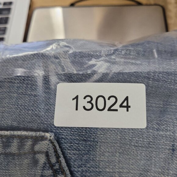 Vtg Y2k Chaps Mens Straight Fit Denim Jeans 36/32 Light Blue Frayed Hem   JCT - Picture 9 of 9